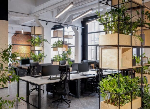 Modny loft nie tylko w mieszkaniu. Sprawdź, jak urządzić biuro w tym stylu